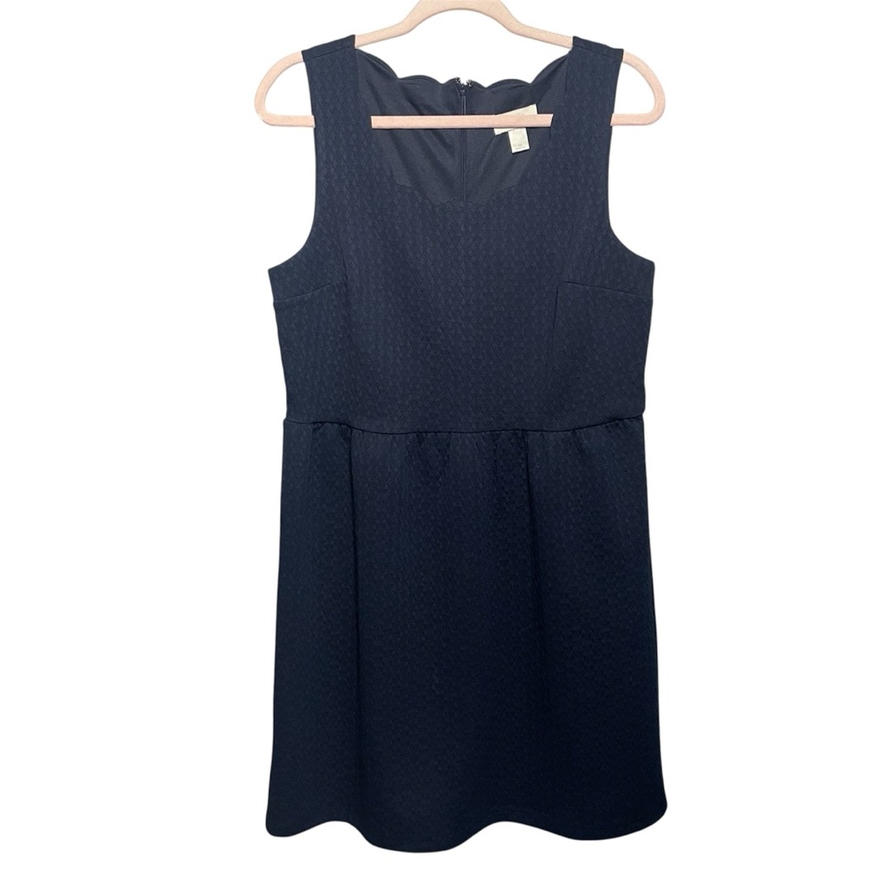 LOFT Cocktail Dress Scalloped neckline
